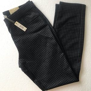 *New! Max Studio High Waist Skinny Leg Pull